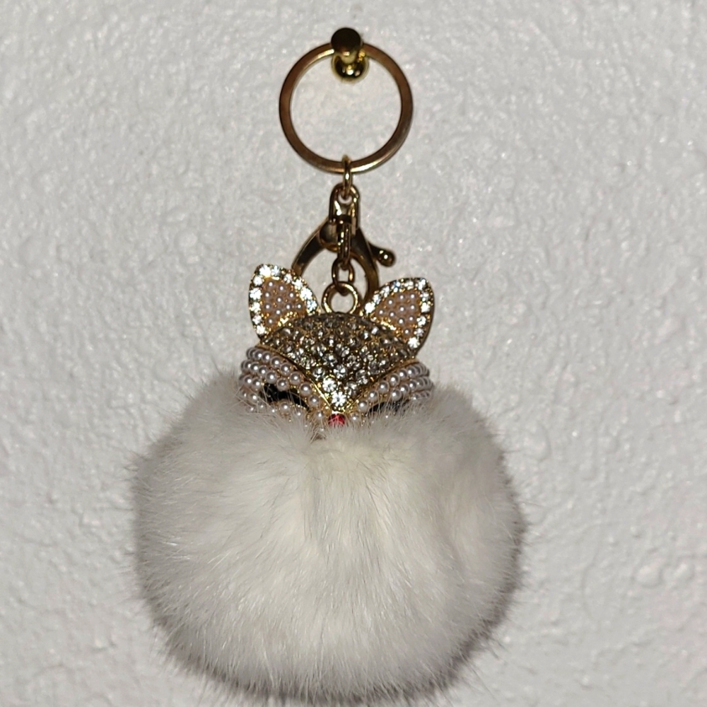 Fox Salmon Faux Rhinestone/Faux Pearls White Faux Fur Keychain WhiteGold 5" NWOT